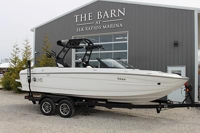 BOATZON | Supreme S220 2025 BOATZON | Supreme S220 2025