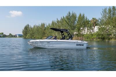 BOATZON | Supreme S220 2025