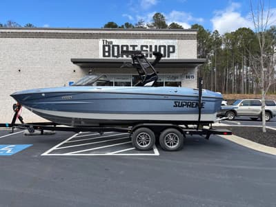BOATZON | Supreme S220 dmscategoryfloorplan 2026