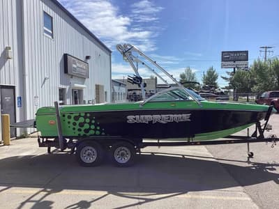 BOATZON | Supreme V212 2007