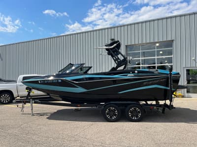 BOATZON | Supreme ZS212 2021