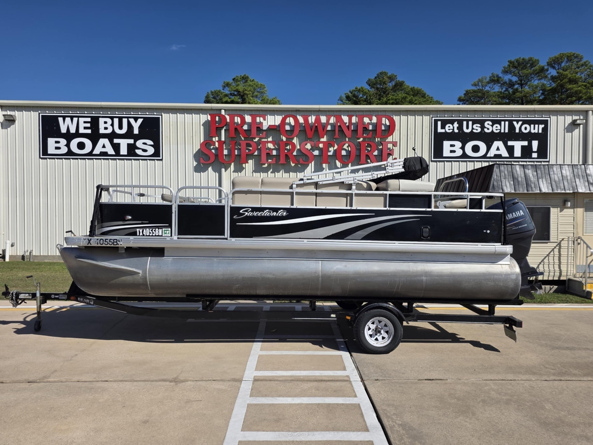 2012 Sweetwater 2086 FC - Sold Boat