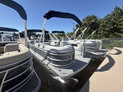 BOATZON | Sweetwater 2286 FS 2027