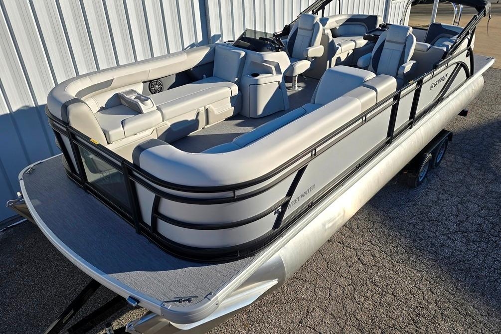 2026 Sweetwater 2286 SBC - Sold Boat