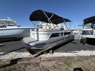BOATZON | Sweetwater 2286 SBX 2026 BOATZON | Sweetwater 2286 SBX 2026