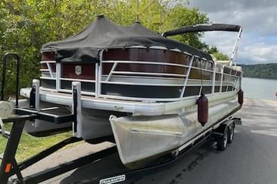 BOATZON | Sweetwater 2386DT 2019