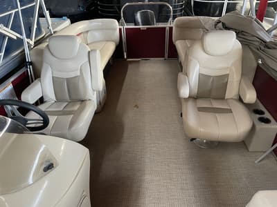 BOATZON | Sweetwater 2486 SB 2017