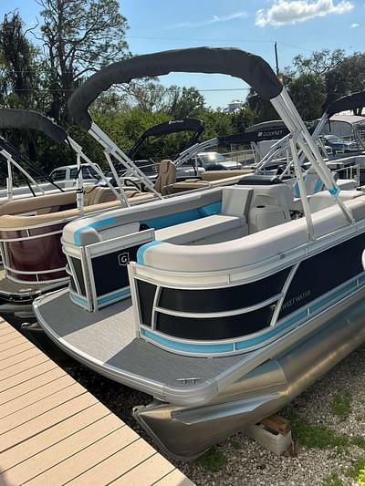 BOATZON | Sweetwater 2486 SFL 2025 BOATZON | Sweetwater 2486 SFL 2025