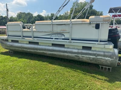 BOATZON | Sweetwater Challenger 200RE 2002