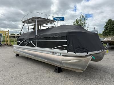BOATZON | Sweetwater Premium Edition 240 SD 2016