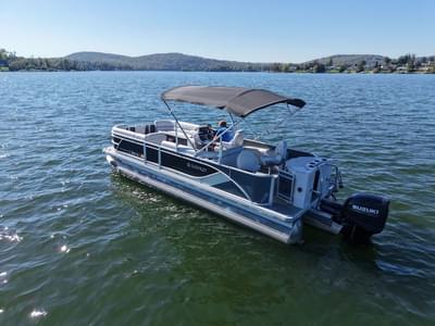 BOATZON | Sweetwater SW 2286 FS GTP 27 in Center Tube Package 2024 BOATZON | Sweetwater SW 2286 FS GTP 27 in Center Tube Package 2024