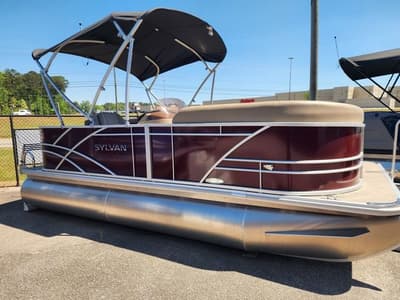 BOATZON | Sylvan 818 Cruise 2025