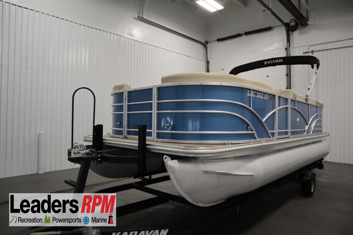2018 Sylvan 820 Mirage - Sold Boat