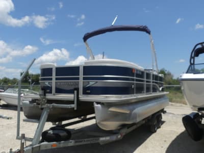 BOATZON | Sylvan 8522 Cruise 2016