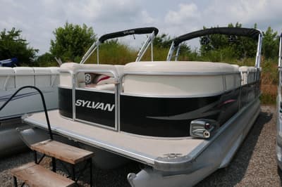 BOATZON | Sylvan 8522 Mirage Signature 2009