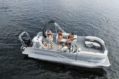BOATZON | Sylvan 8522 Party Fish 2026
