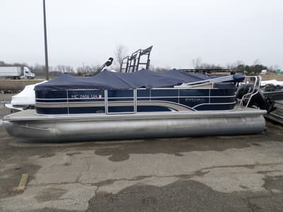 BOATZON | Sylvan 8524 Mirage 2016