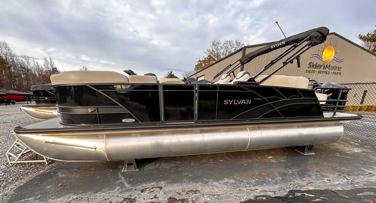 2024 Sylvan L3 CLZ DH - Sold Boat