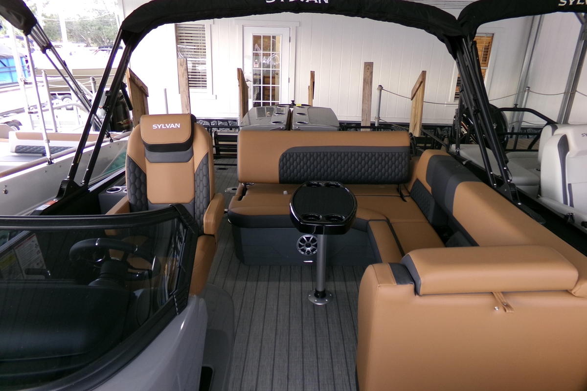 2026 Sylvan L3 DLZ Bar - Sold Boat