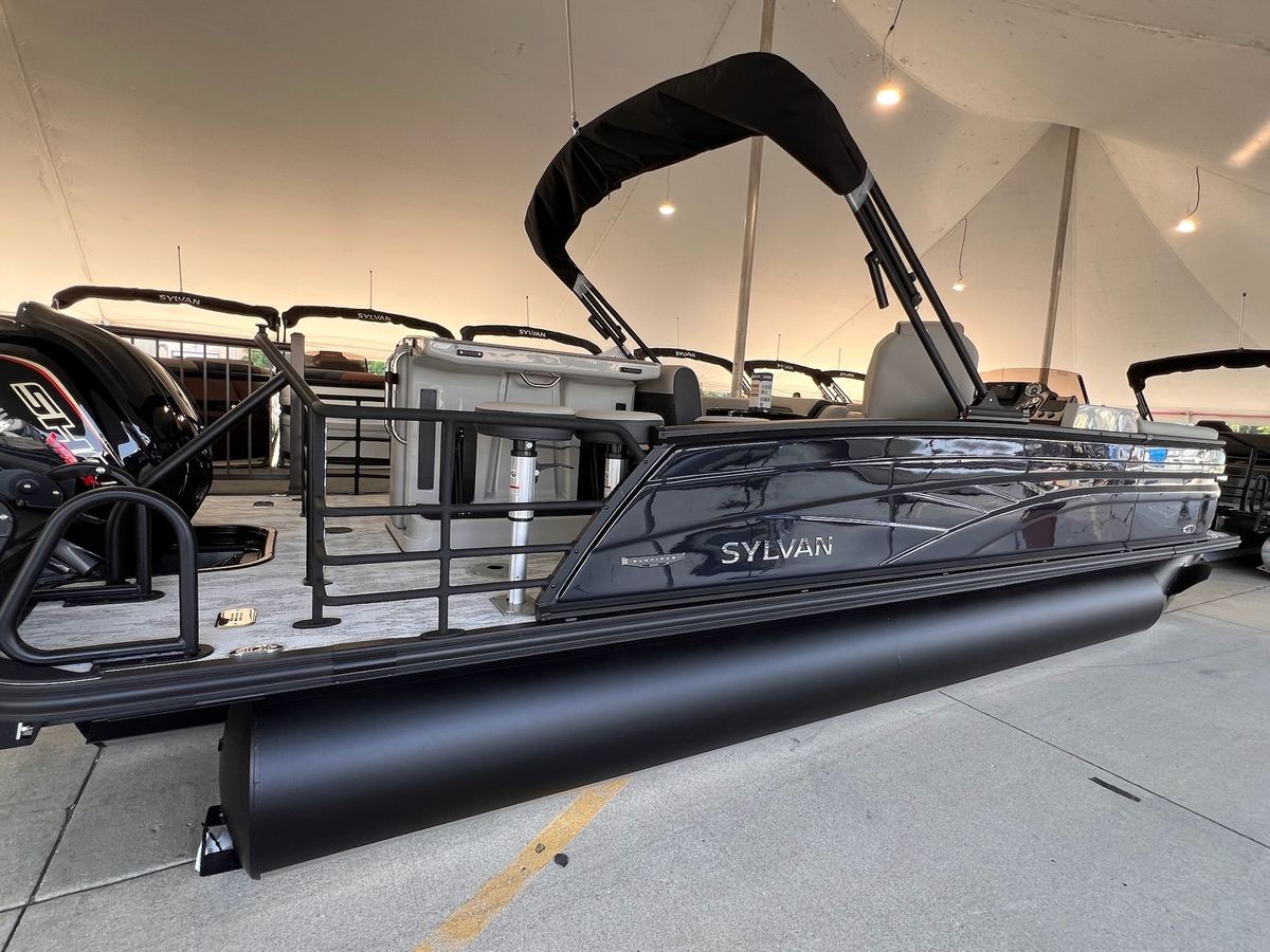 2026 Sylvan Sylvan L3 DLZ Bar Platinum Package 2026 - Sold Boat
