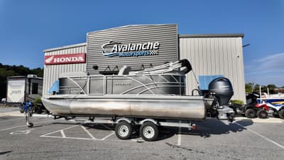 BOATZON | Sylvan Mirage 820 2022