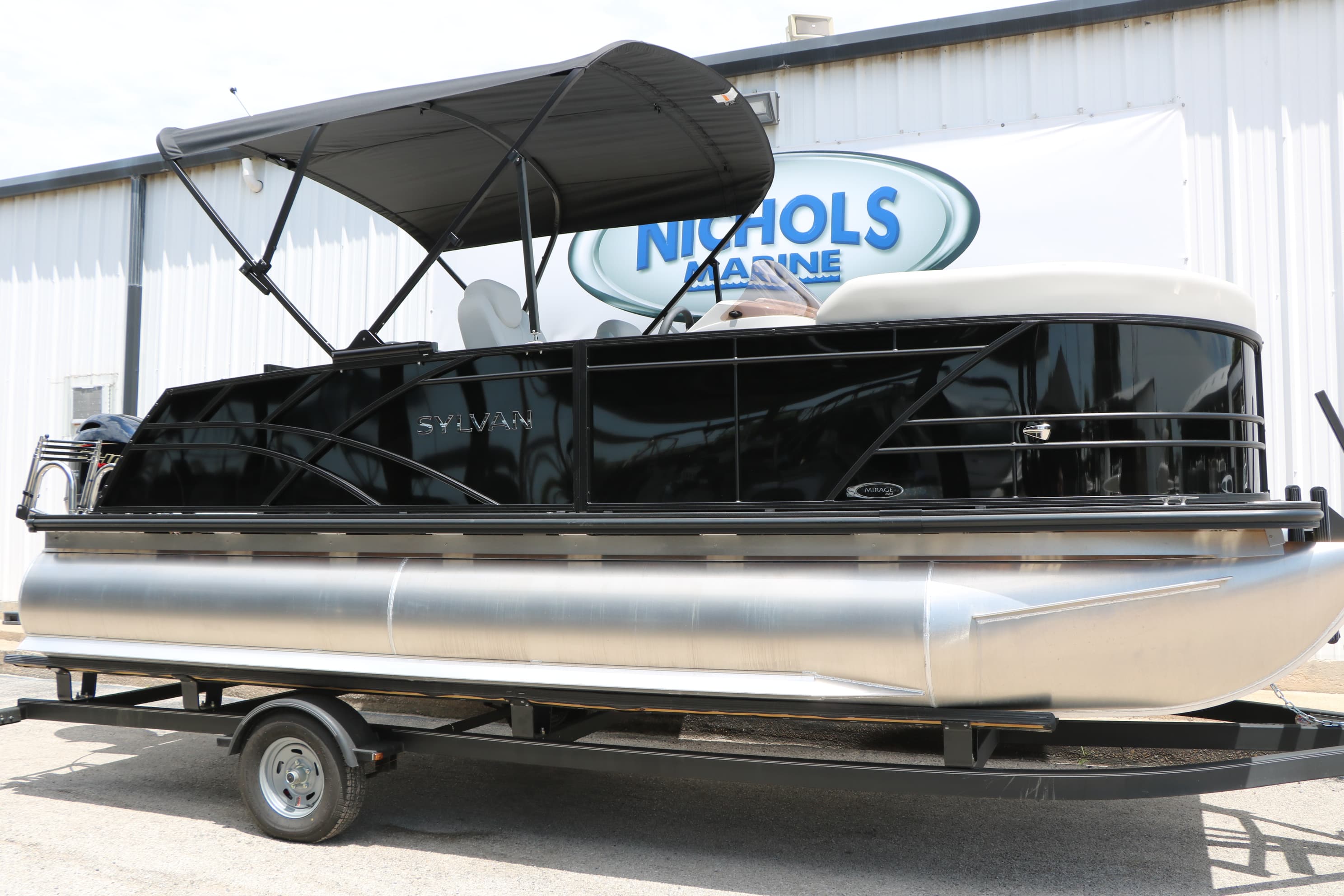 Sylvan Mirage 820 CLZ DH PremiumIncludes Yamaha 6Year Engine WarrantyEnds 12142026 2026