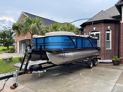 BOATZON | Sylvan Mirage 820 Cruise 2021