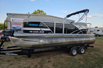 BOATZON | Sylvan Mirage 820 Cruise 2022