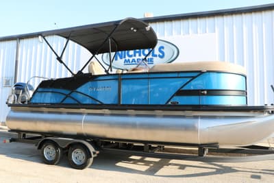 BOATZON | Sylvan Mirage 822 CLZ DH TriToonIncludes Custom Trailer Factory Rebate Included 2026