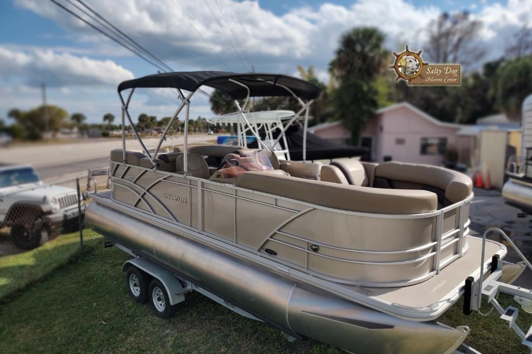 2025 Sylvan Mirage 822 LZ - Sold Boat