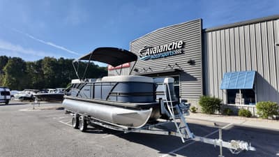 BOATZON | Sylvan Mirage 822 LZ 2027