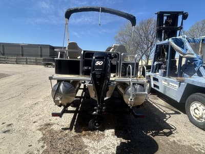 BOATZON | Sylvan MIRAGE 8520 2012