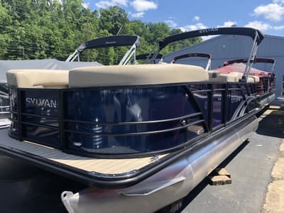 BOATZON | Sylvan Mirage 8520 Cruise 2026