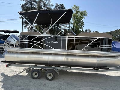 BOATZON | Sylvan Mirage 8520 LZ 2026