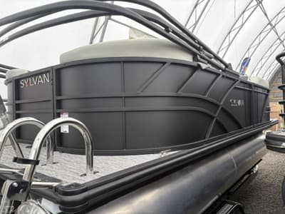 BOATZON | Sylvan MIRAGE 8520 LZ 2027