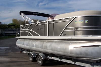 BOATZON | Sylvan Mirage 8520 Party Fish 2023