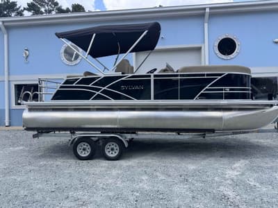 BOATZON | Sylvan Mirage 8522 CLZ 2026 BOATZON | Sylvan Mirage 8522 CLZ 2026