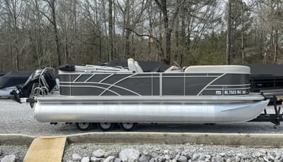 BOATZON | Sylvan Mirage 8522 LZ 2023