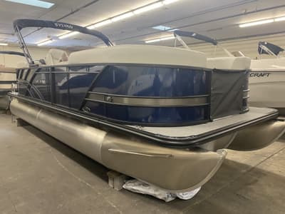 BOATZON | Sylvan Mirage 8522 LZ 2026