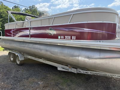 BOATZON | Sylvan Mirage Cruise 8524 LZ 2012