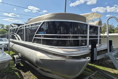 BOATZON | Sylvan Mirage Fish 820 Party Fish 2022 BOATZON | Sylvan Mirage Fish 820 Party Fish 2022