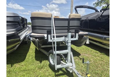 BOATZON | Sylvan Mirage Fish 820 Party Fish 2026