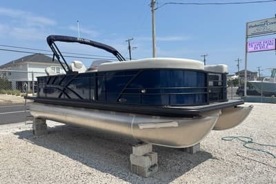 BOATZON | Sylvan Mirage Fish 8522 Party Fish 2027