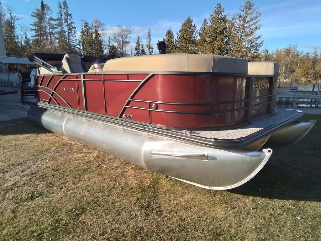 2026 Sylvan Mirage X3 - Sold Boat