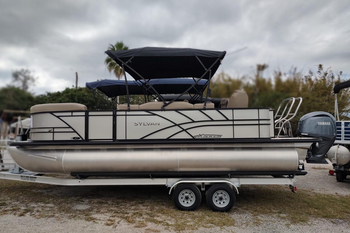 2026 Sylvan Mirage X3 Party Fish - Sold Boat