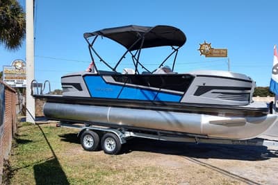 BOATZON | Sylvan R22 2026