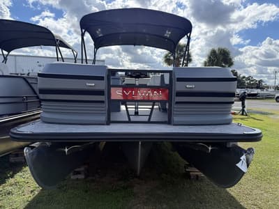 BOATZON | Sylvan R22 CLZ DH 2026