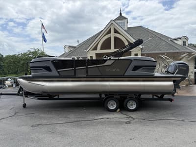 BOATZON | Sylvan R22 LZ DH 2026