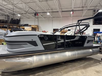 BOATZON | Sylvan R22 PARTY FISH 2026