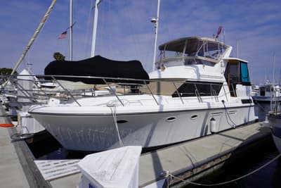 BOATZON | Symbol 41 Aft Cabin Motor Yacht 1996